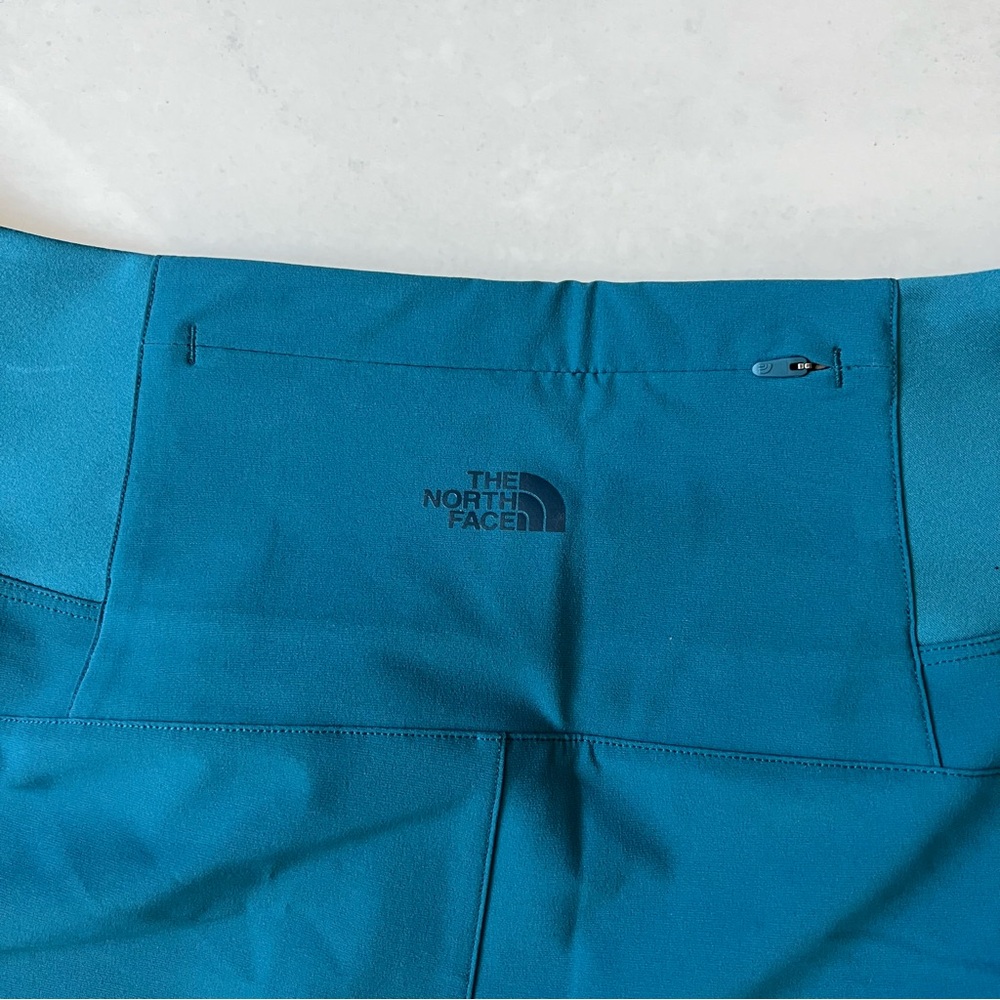 THE NORTH FACE Arque Shorts in Blue Coral, Size L, NWT - Picture 10 of 16